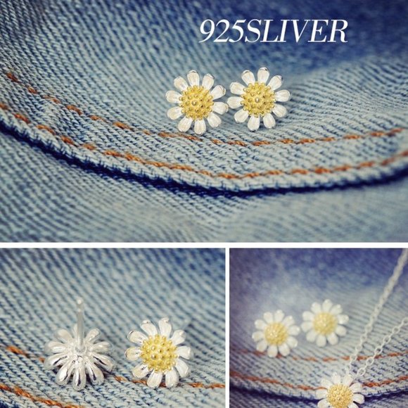 925 Sterling Silver Two Tone Daisy Stud Earrings - Picture 4 of 5